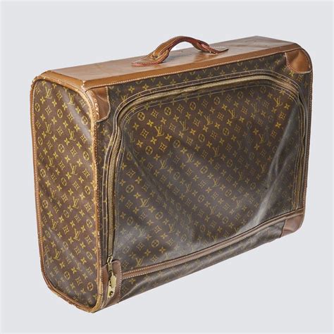 louis vuitton pullman suitcase|Louis Vuitton hard suitcase.